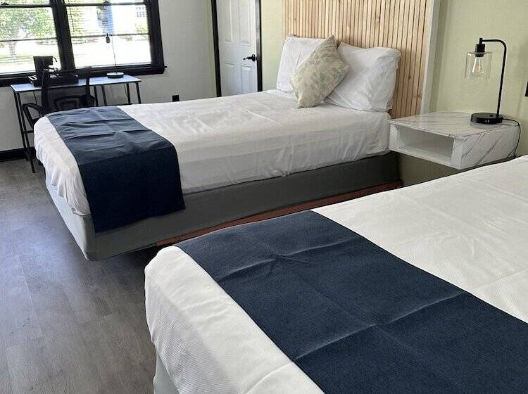 هتل Harborside Suites