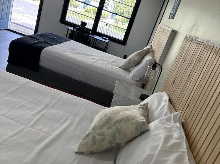 هتل Harborside Suites