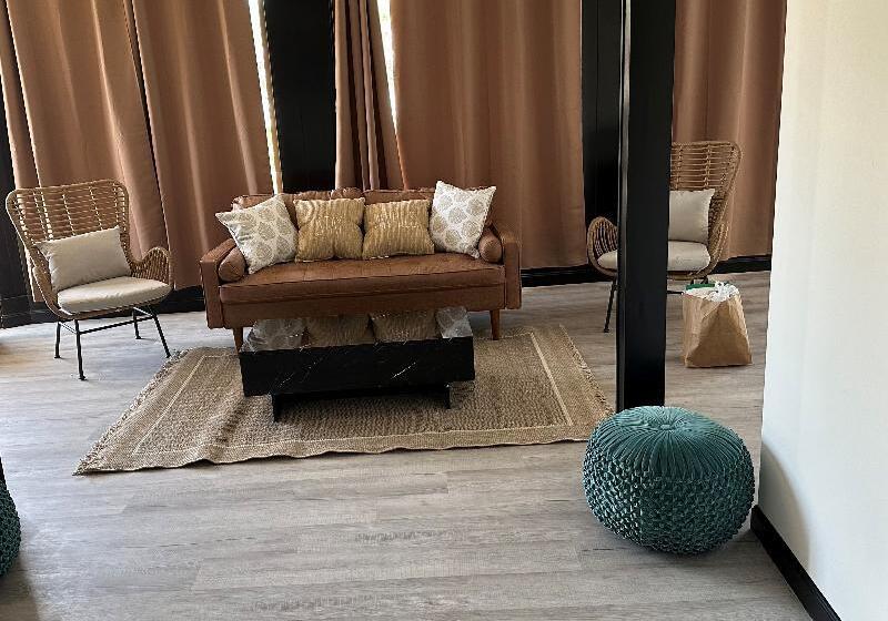 هتل Harborside Suites