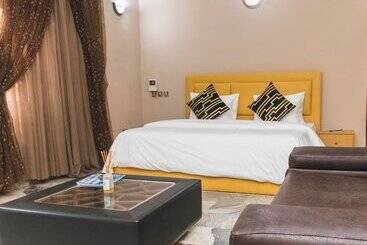 هتل J S Place