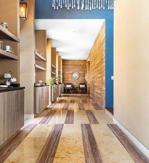 ホテル Krystal Grand Residences & Villas San Miguel de Allende