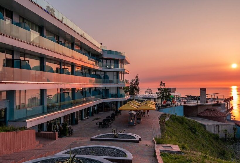 هتل Litz Resort