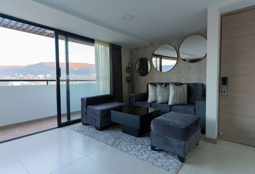 هتل Luxury Suites Gema By Cadissa