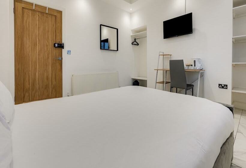 هتل Oyo Bellevue Apartments Middlesborough
