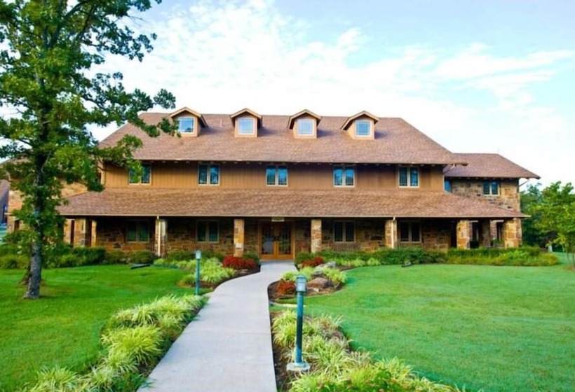 هتل Postoak Lodge And Retreat