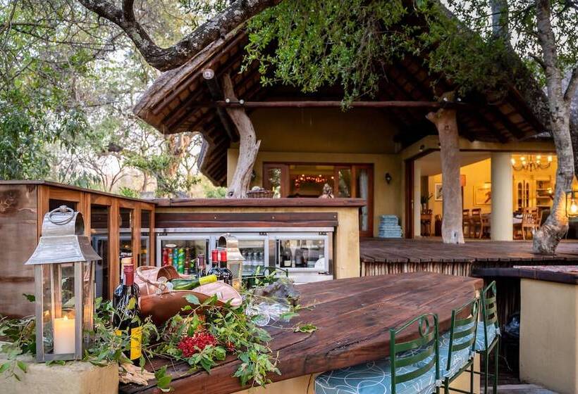 ホテル Shimungwe Lodge