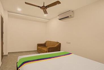 هتل Treebo Lazystay Elite