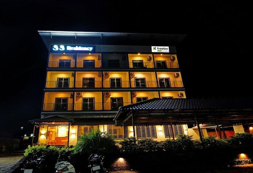 Hotel Treebo Ss Residency, Dapoli