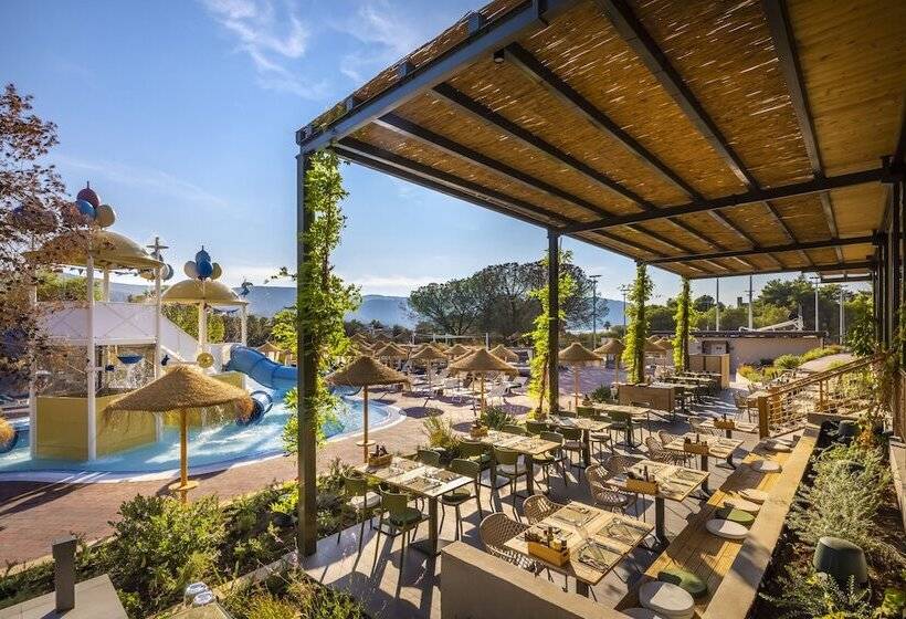 هتل Valamar Amicor Green Resort