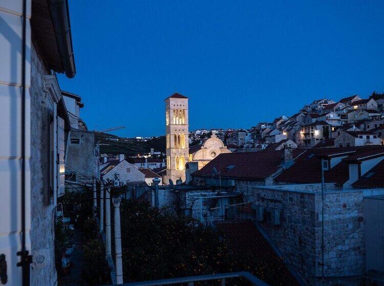 هتل Villa Porta Maestra