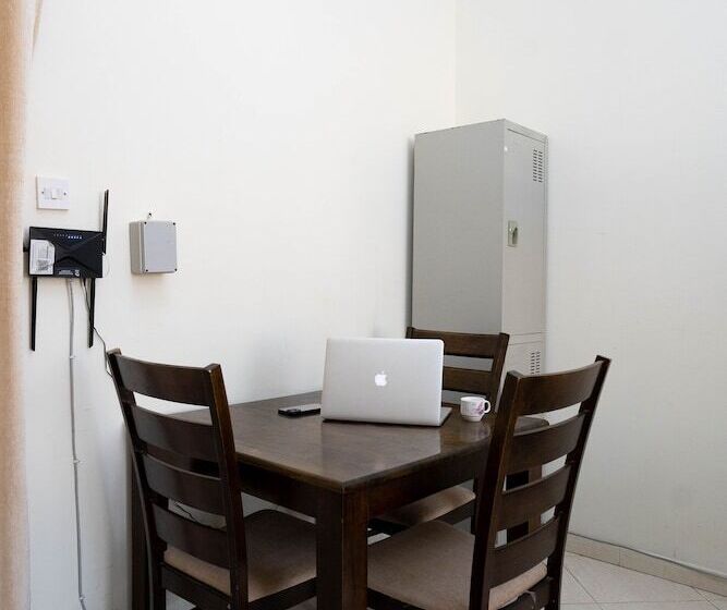 Robin Hostel Dubai