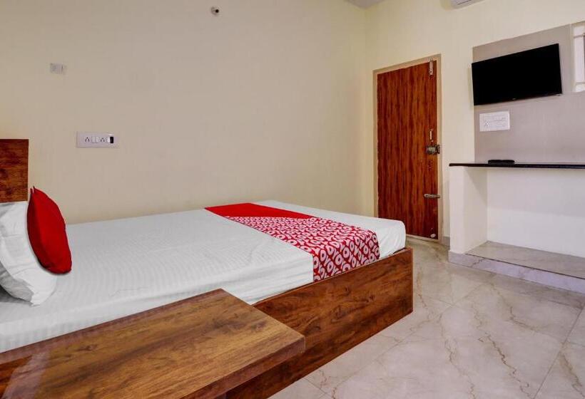 酒店 Collection O Preethi Boarding & Lodging