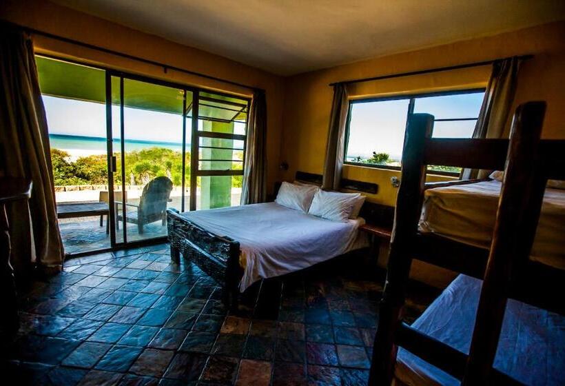 Общежитие Island Vibe Jeffreys Bay