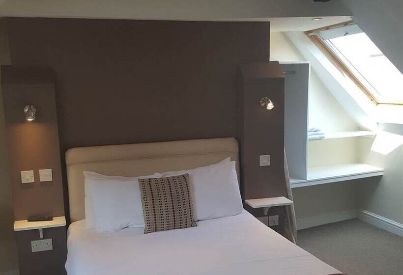 Beaumond Cross Inn