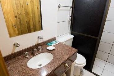 تختخواب و صبحانه Residencial Los Lapachos