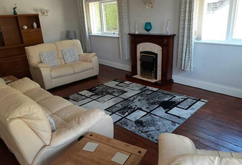 Elmbank Accommodation