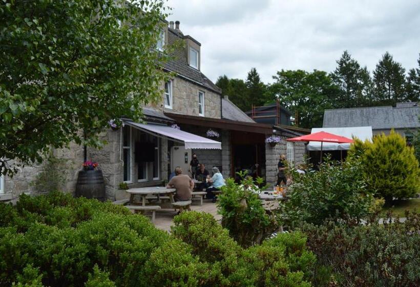 簡易ホテル Bennachie Lodge Hotel In Kemnay