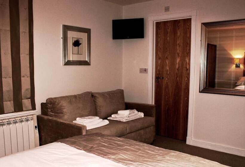 Хостел Mccafferty S Guesthouse Ilford