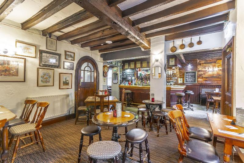 فندق فئة نجمة واحدة The Forest Lodge