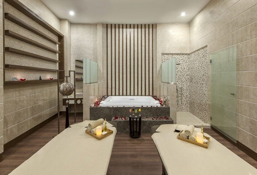 فندق Akrones Thermal Spa Convention