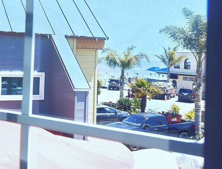 هتل Capitola