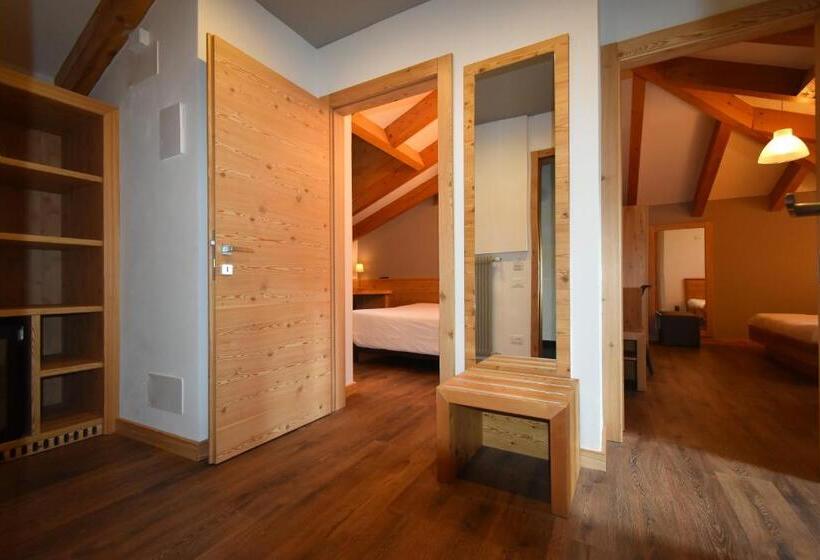 هتل Garni Arnica S