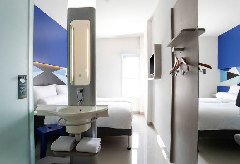 ホテル Ibis Budget Jakarta Tanah Abang