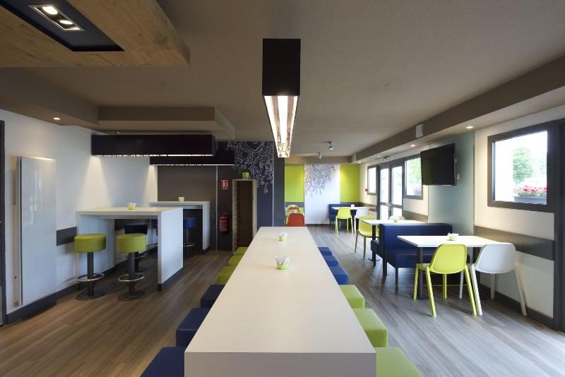 هتل Ibis Budget Pau Est
