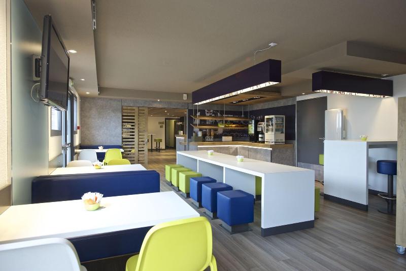 هتل Ibis Budget Pau Est