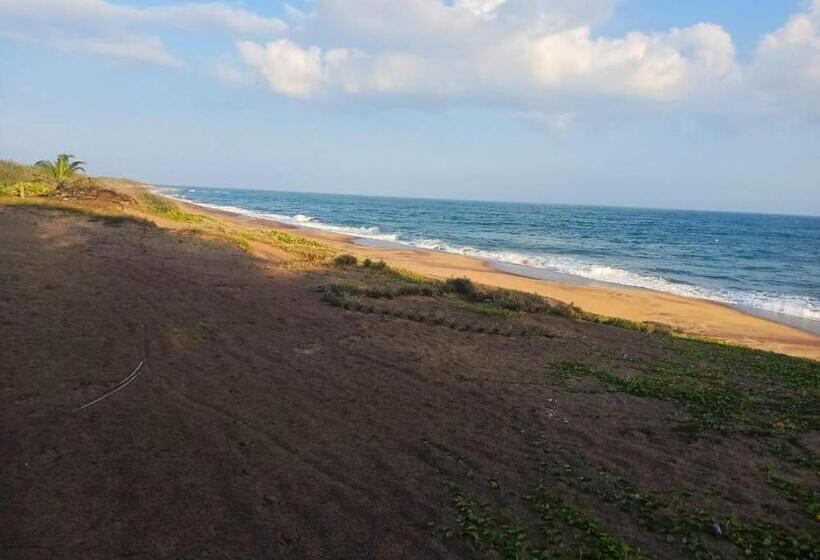هتل Jade Green Hambantota