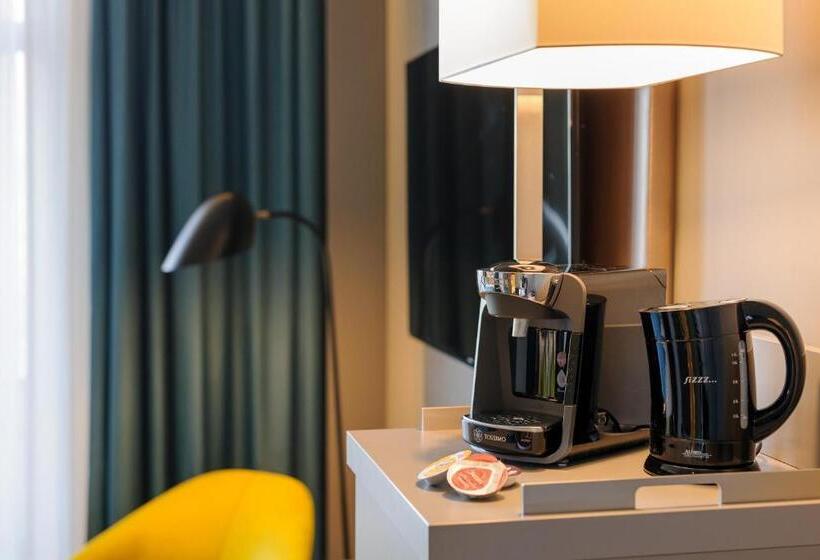 Fotos del hotel Mercure Berlin Wittenbergplatz:  10