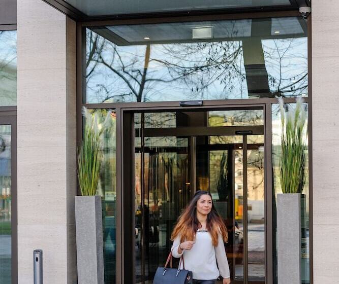 Fotos del hotel Mercure Berlin Wittenbergplatz:  9