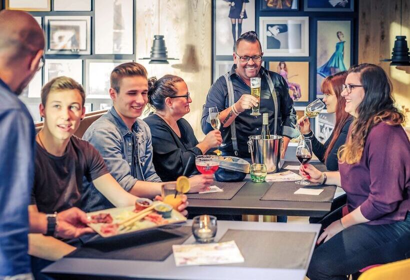 Fotos del hotel Mercure Berlin Wittenbergplatz:  14