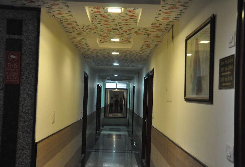 هتل Muskan Palace