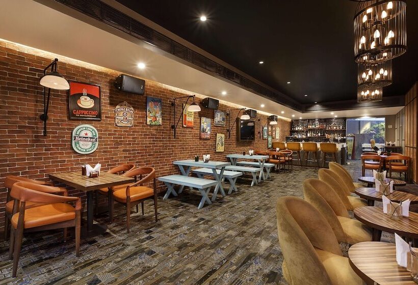 酒店 Sarovar Portico Outer Ring Road