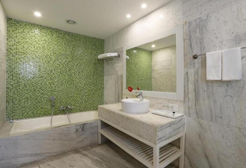 酒店 Sarovar Portico Outer Ring Road