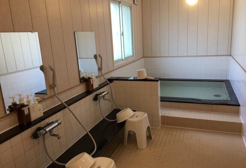 هتل Select Inn Isesaki