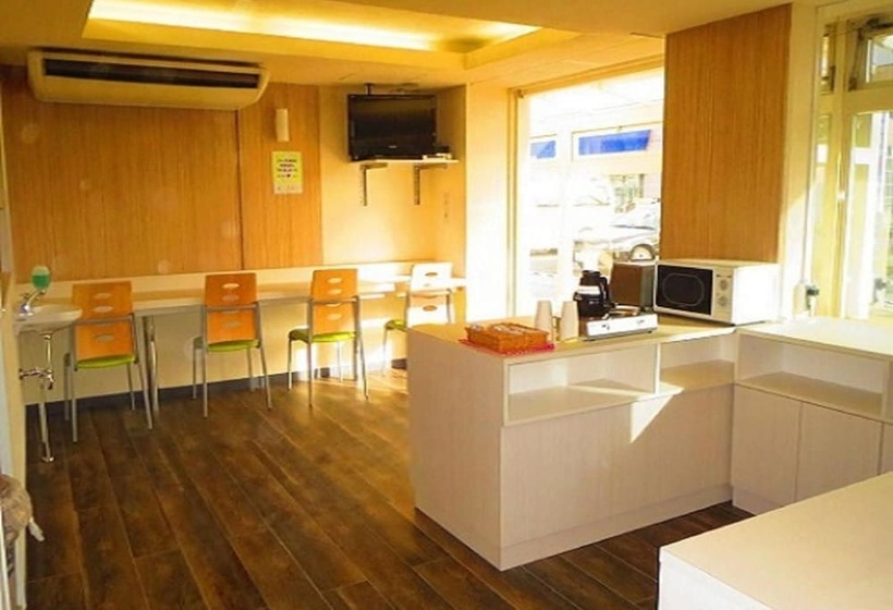 هتل Select Inn Isesaki