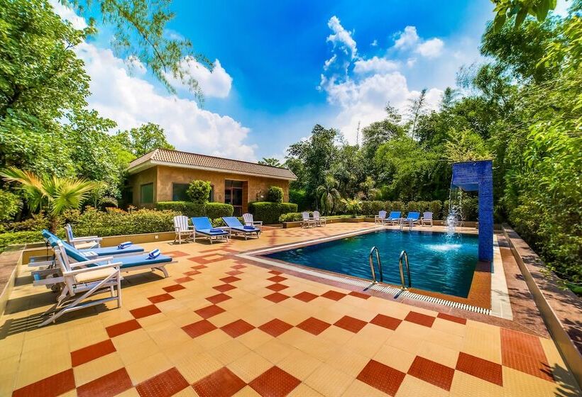 Lemon Tree Wildlife Resort, Bandhavgarh