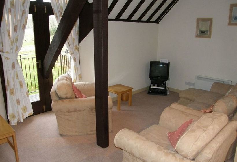 Manor Court