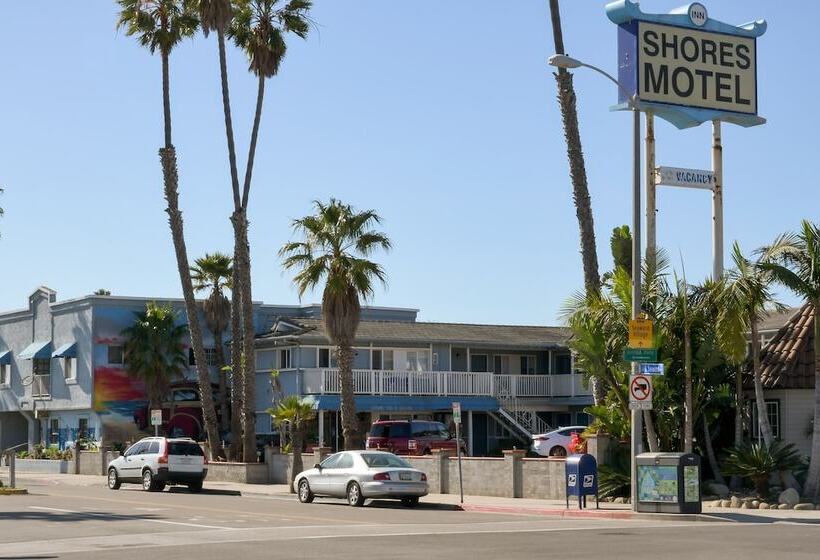 مُتل The Shores Inn