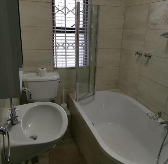 Serengeti Self Catering Units