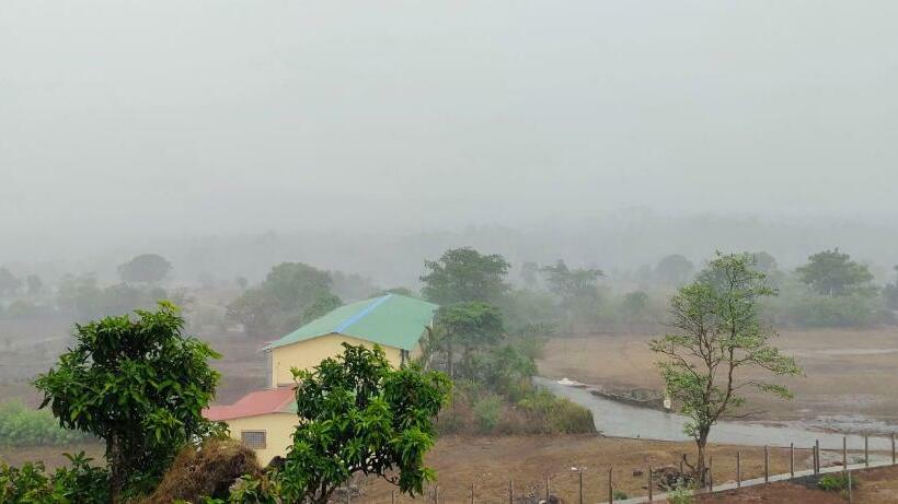 민박 Mountain View Suites Aamby Valley City