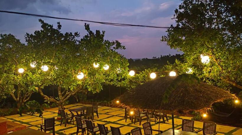 호텔 Chalobahills Farmstay Resort