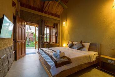 استراحتگاه Phu Quoc Island Lodge