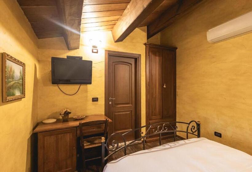 ベッドアンドブレックファースト La Locanda Dell Ambra