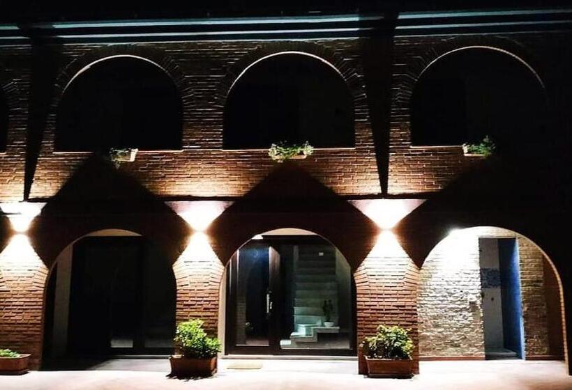 تختخواب و صبحانه Relais Galatea