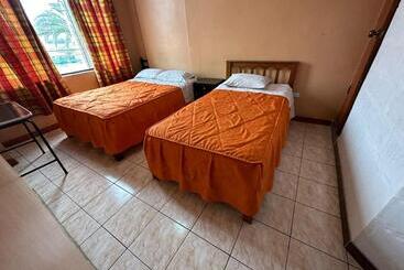 هتل Hospedaje Callao