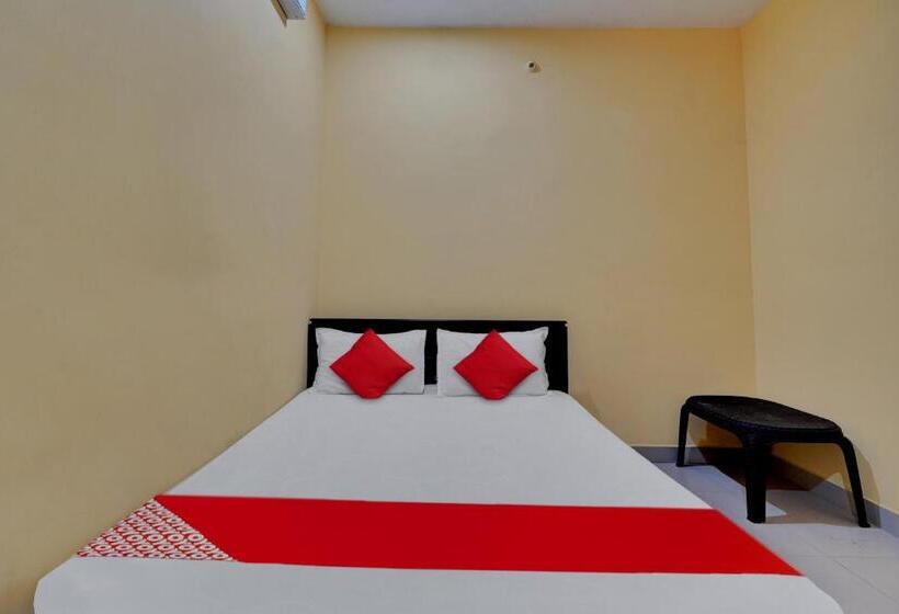 בית מלון כפרי Oyo Flagship Arun Residency