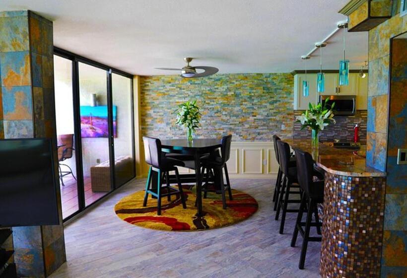 Luxurious, Upscale Condo With Spectacular Gulf View